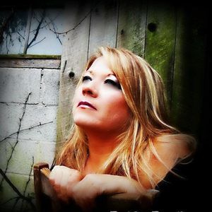 Meet your Posher, Toni